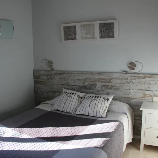 Estudio de 1 dormitorio — Apartamentos ELMA1 en Castelldefels — piscina y jardín