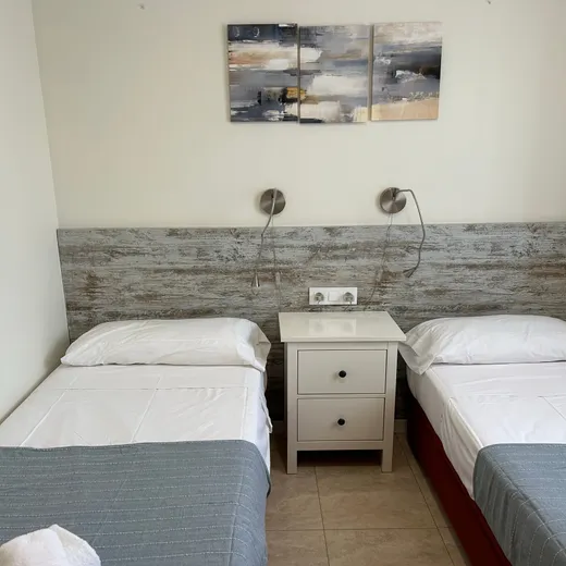 Apartamento de 2 dormitorios — Apartamentos ELMA1 en Castelldefels — piscina y jardín