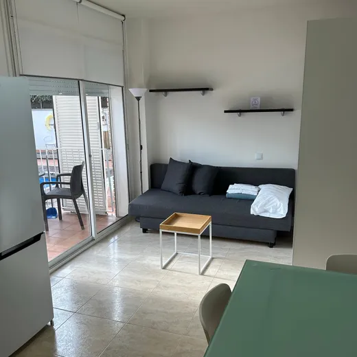 Estudio de 1 dormitorio — Apartamentos ELMA1 en Castelldefels — piscina y jardín